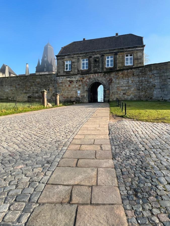 "An Der Alten Muehle 1" Fewo 120 Qm, Zwei Grosse Schlafzimmer, Suedbalkon, Gartenterrasse & Wallbox Bad Bentheim Eksteriør billede